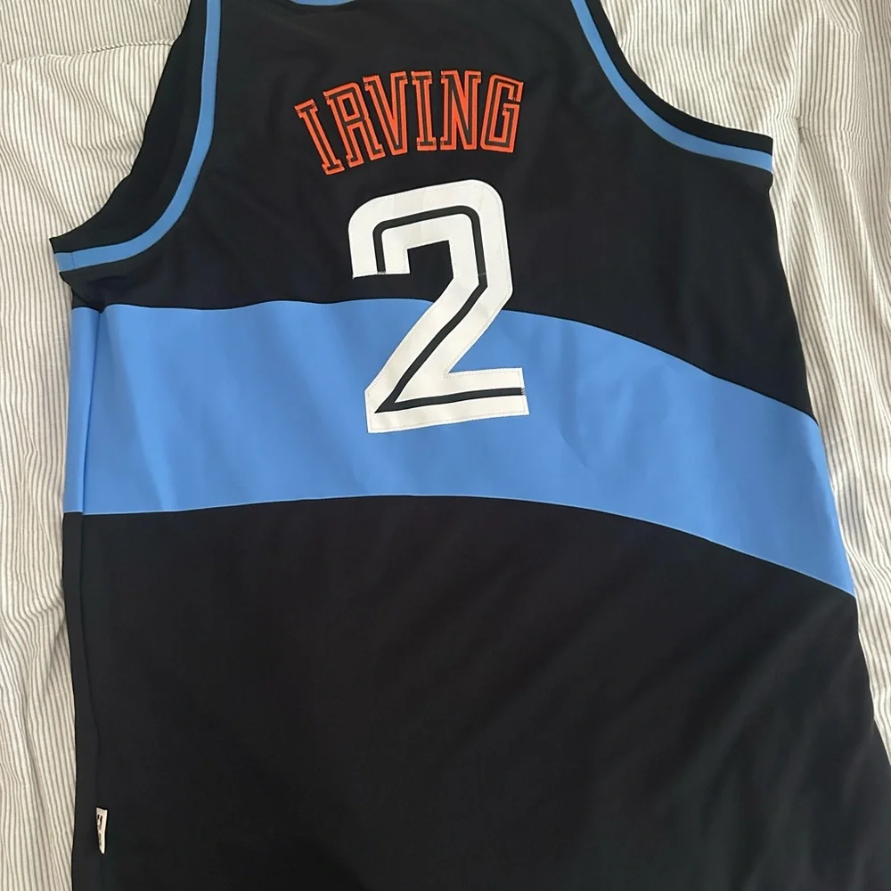 Rare Swingman Adidas Cavaliers Irving